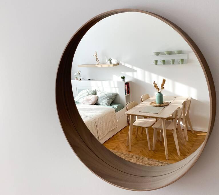 Cute Studio In Old Town Bratislava Exteriér fotografie
